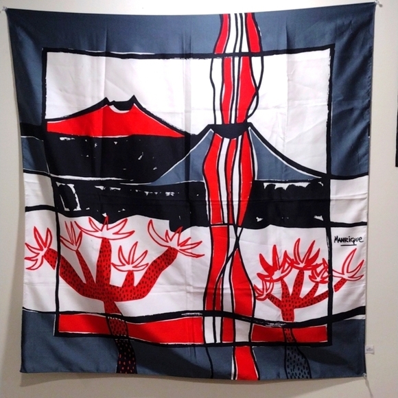 Cesar Manrique Art Scarf – Grey, Red, Black & White Fire Mountain Cactus 33.5x35 - Picture 4 of 11